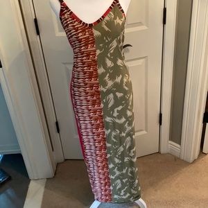NWOT Save the Queen Maxi